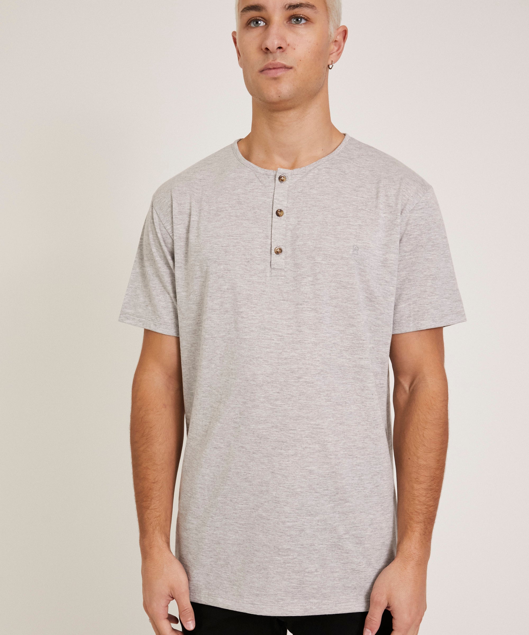 Remera Henley Leblon- Airborn