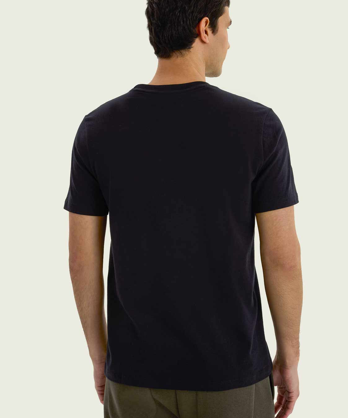 4F8731MEN.jpg