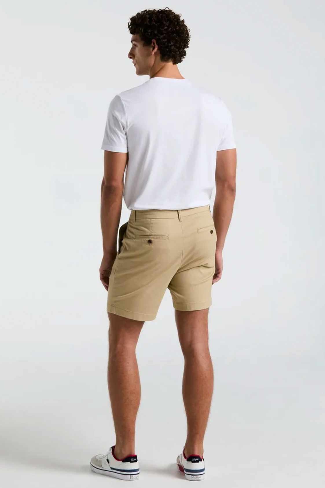Bermuda Penguin Chino 8"