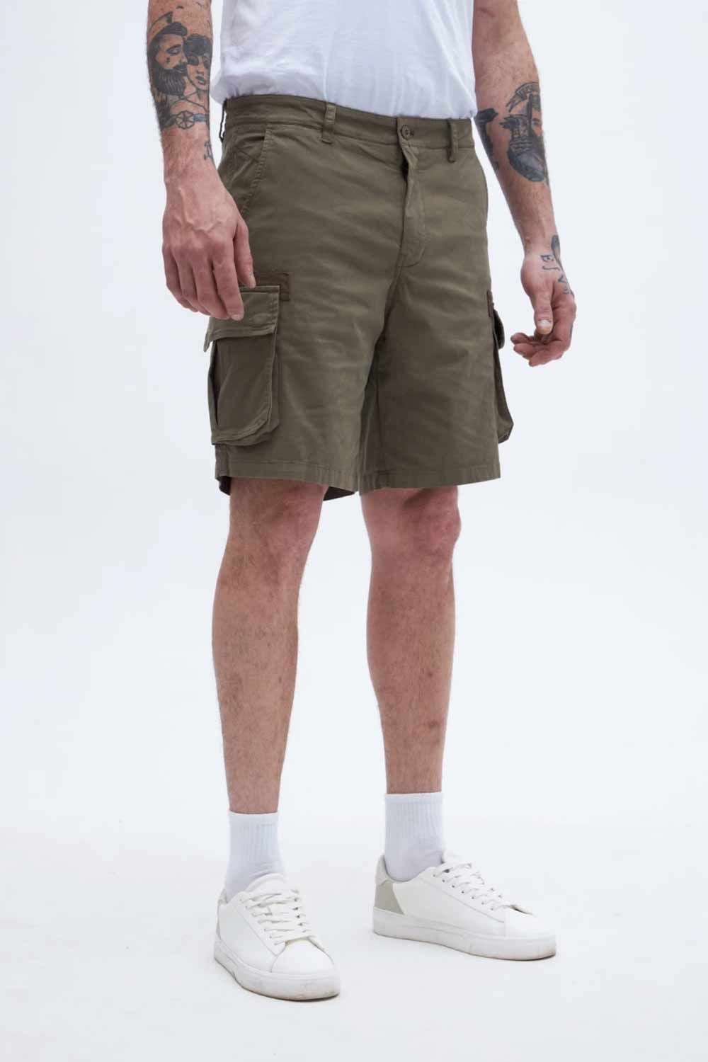 Bermuda Uniform Carmelo - Oliva V26