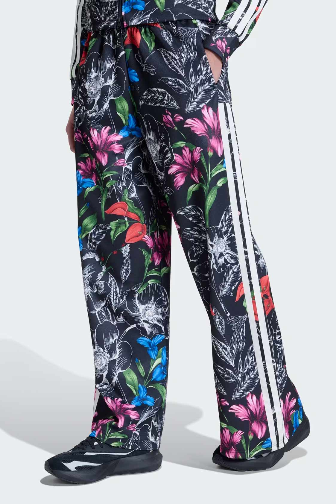 Pantalón Adidas X Farm Rio House Of Tiro (Negro)