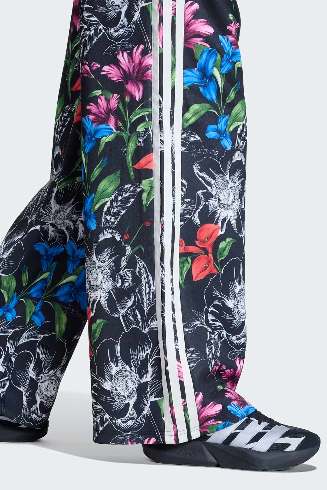 Pantalón Adidas X Farm Rio House Of Tiro (Negro)