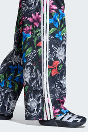 Pantalón Adidas X Farm Rio House Of Tiro (Negro)