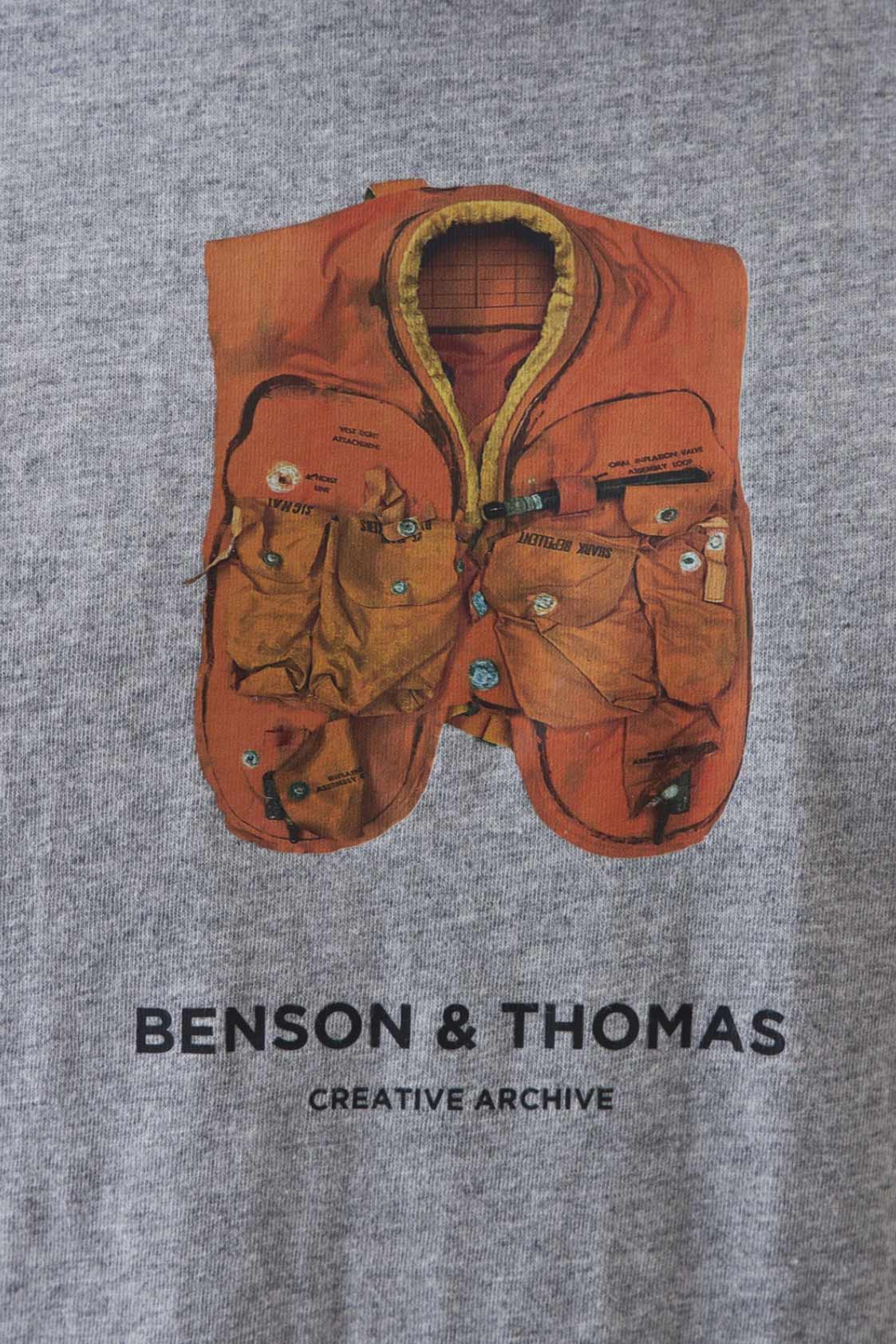 Remera Archive Benson & Thomas