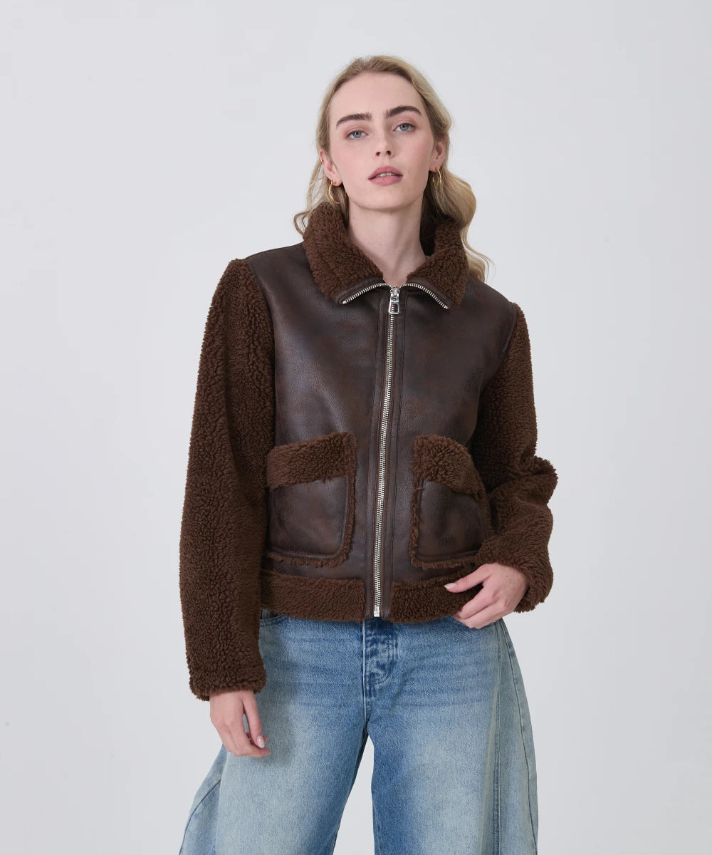 campera-amila-chocolate.webp