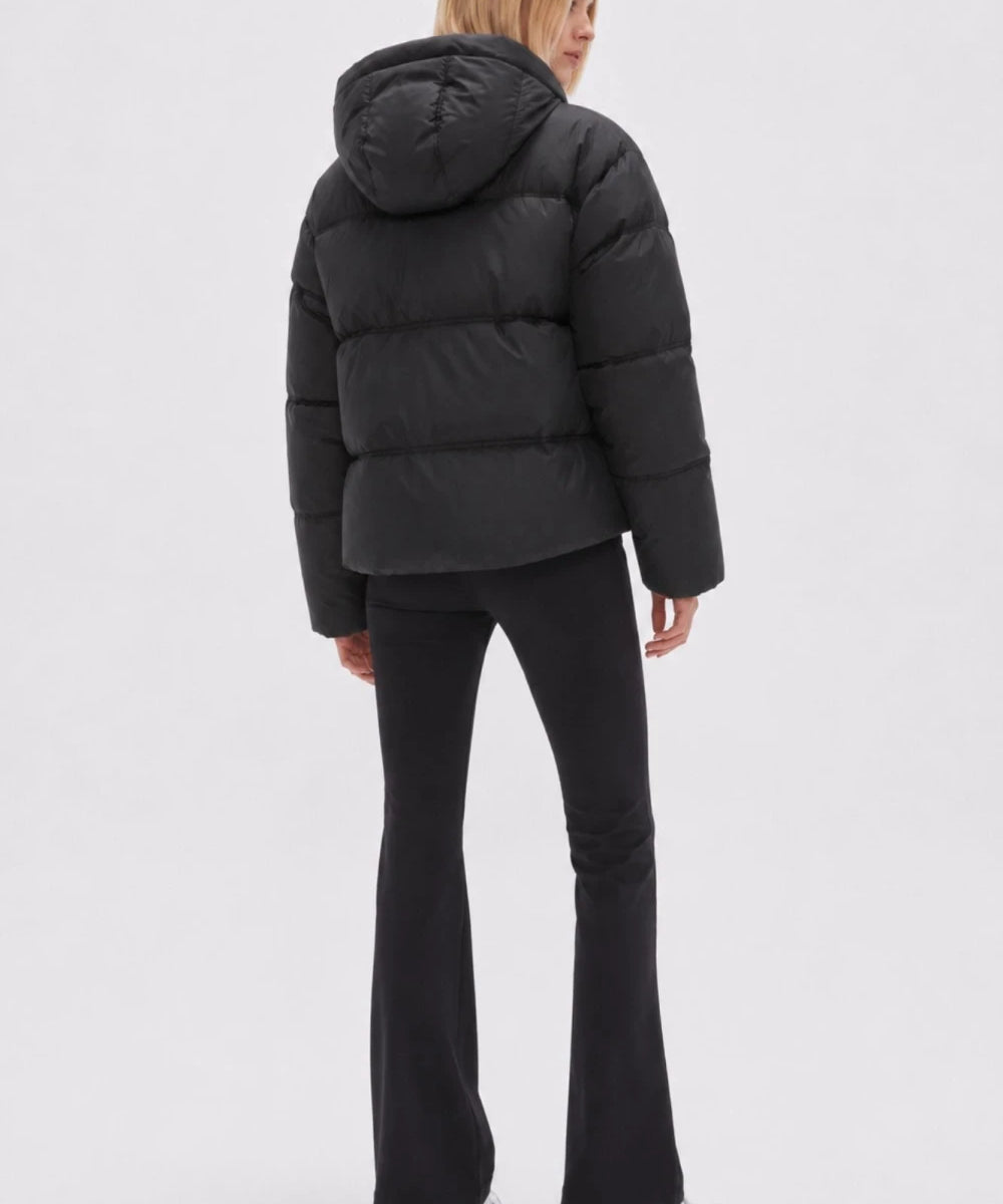 campera-ineva-negro_2.webp