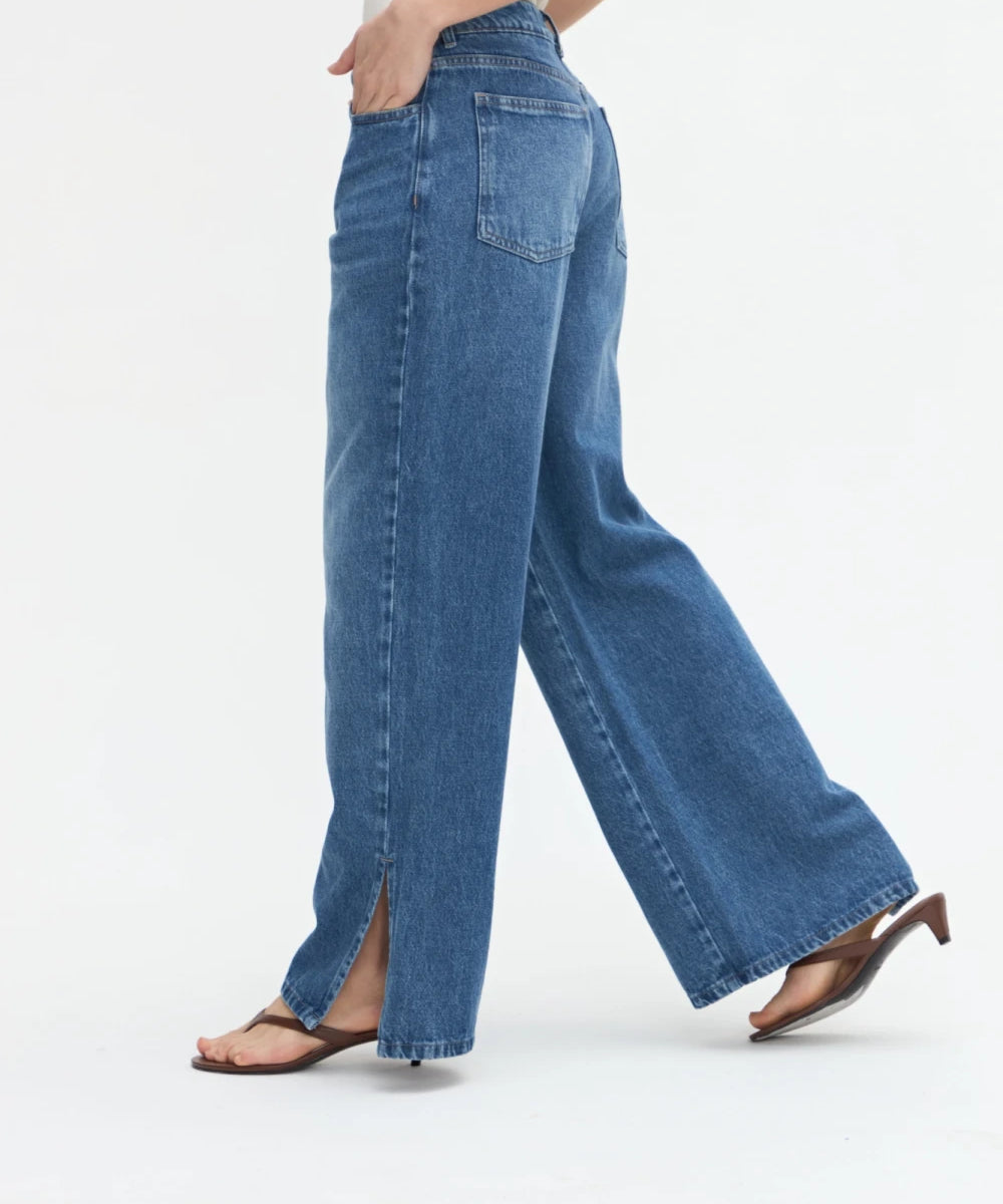 jean-sophie-light-blue_2.webp