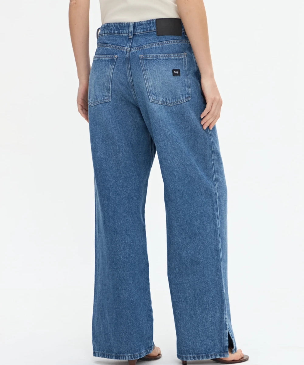 jean-sophie-light-blue_3.webp