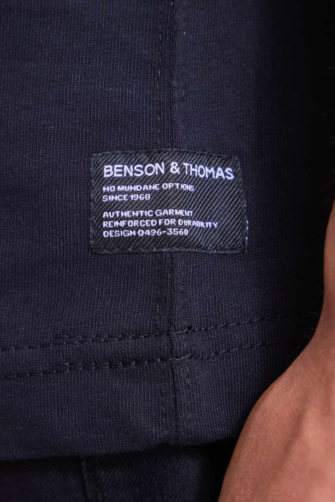 Remera Benson & Thomas Octans (Negro)