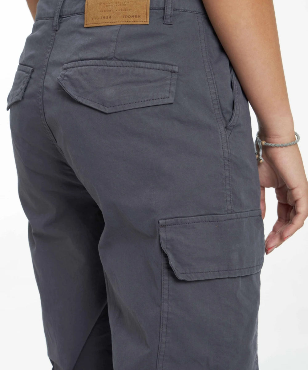 pantalon-cargo-lana-dark-grey_4.webp