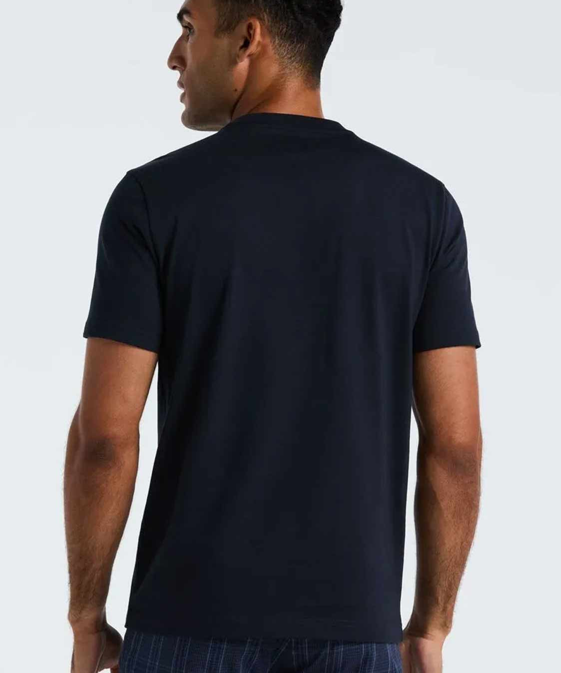 penguin-remera-azul_c547af0d-6e28-4a10-90ba-5671e0b8c09c.jpg