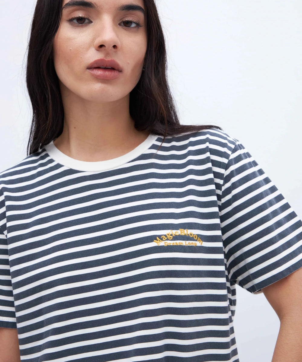 remera-dickinson-marino_1.webp